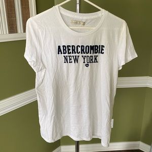 Abercrombie & Fitch white classic tee